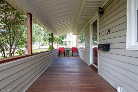 128 Woodlawn Avenue NW Canton OH 44708