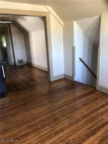 16119 Clifton Lakewood OH 44107