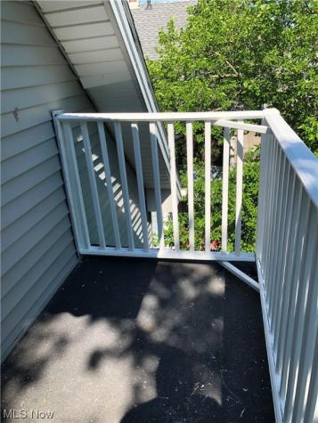 16119 Clifton Lakewood OH 44107