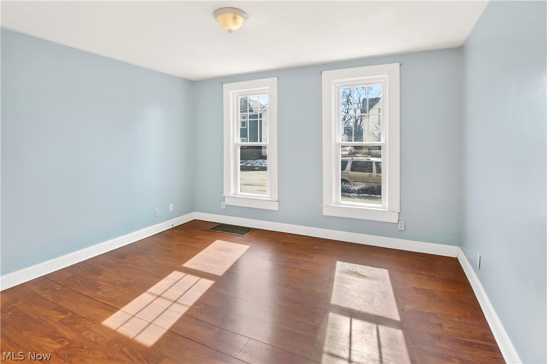 2010 Forestdale Avenue Cleveland OH 44109