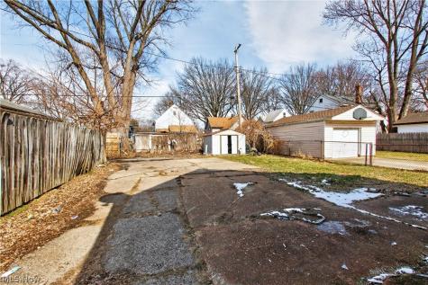 2010 Forestdale Avenue Cleveland OH 44109