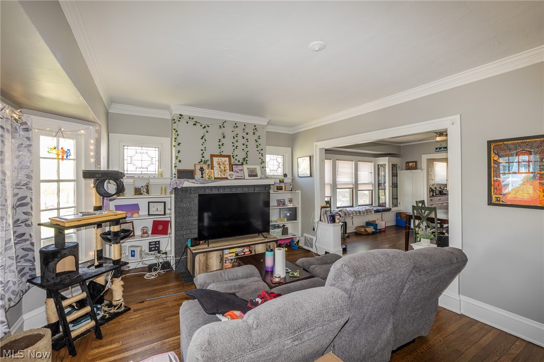 1629 Northland Avenue Lakewood OH 44107