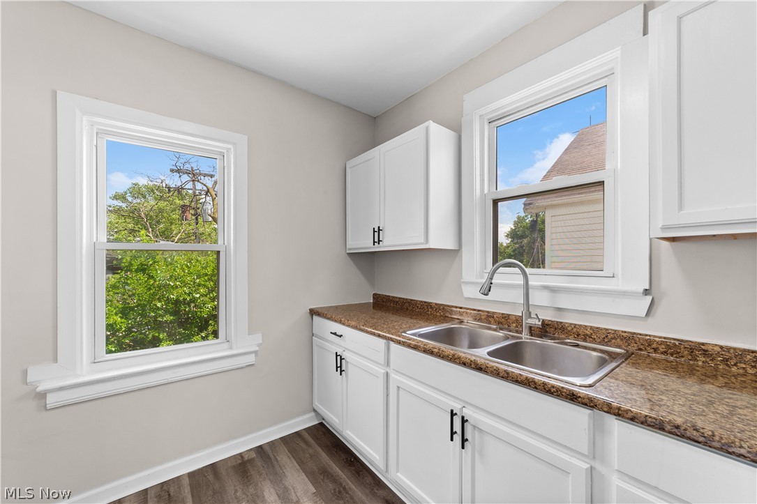 1279 Idlewood Avenue Lakewood OH 44107