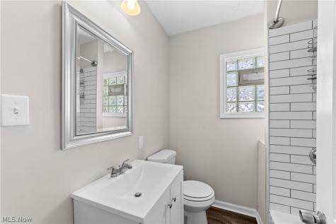 1279 Idlewood Avenue Lakewood OH 44107