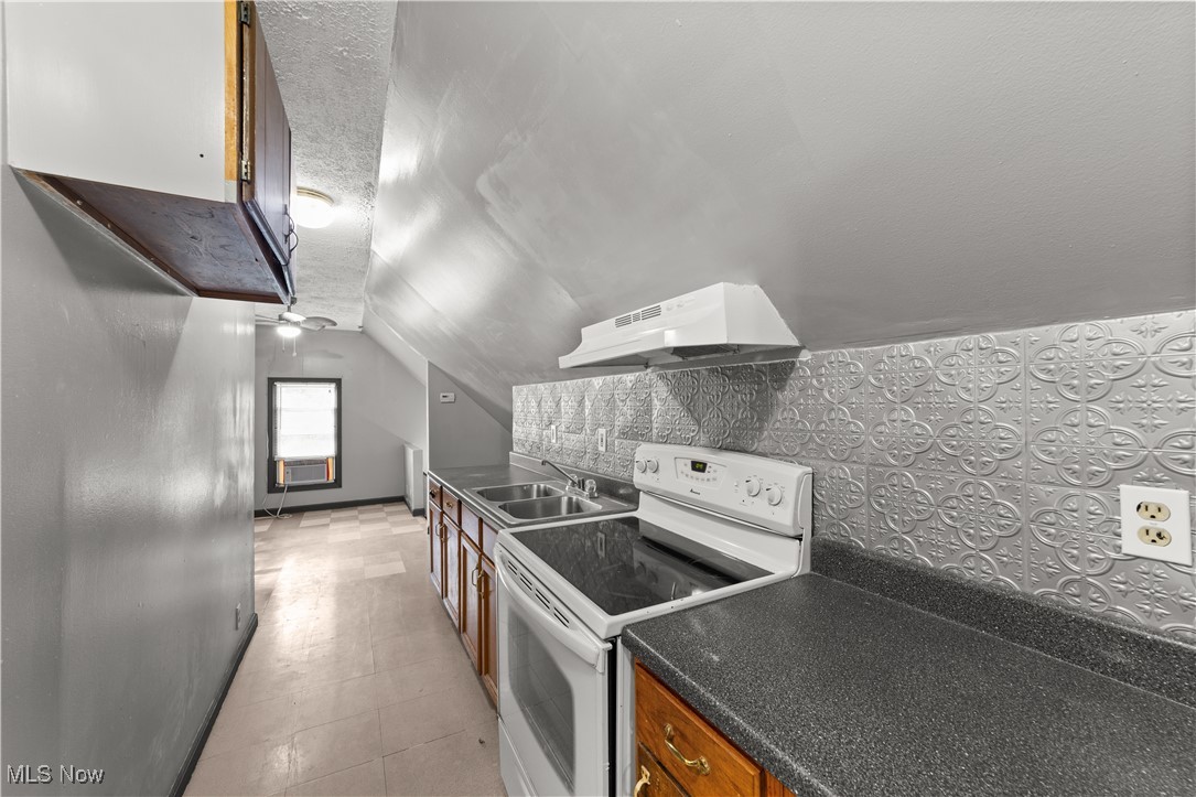 3334 W 82nd Street Cleveland OH 44102