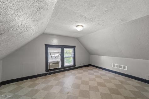 3334 W 82nd Street Cleveland OH 44102