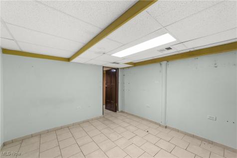 3334 W 82nd Street Cleveland OH 44102
