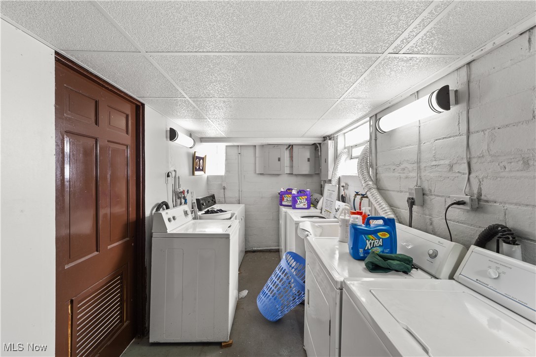 3334 W 82nd Street Cleveland OH 44102