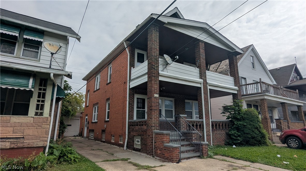 951 Royal Road Cleveland OH 44110