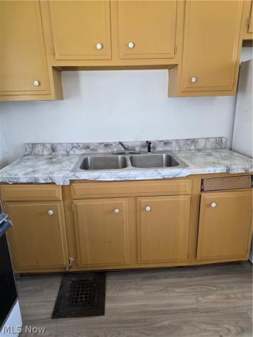3235 W 88th Street Cleveland OH 44102