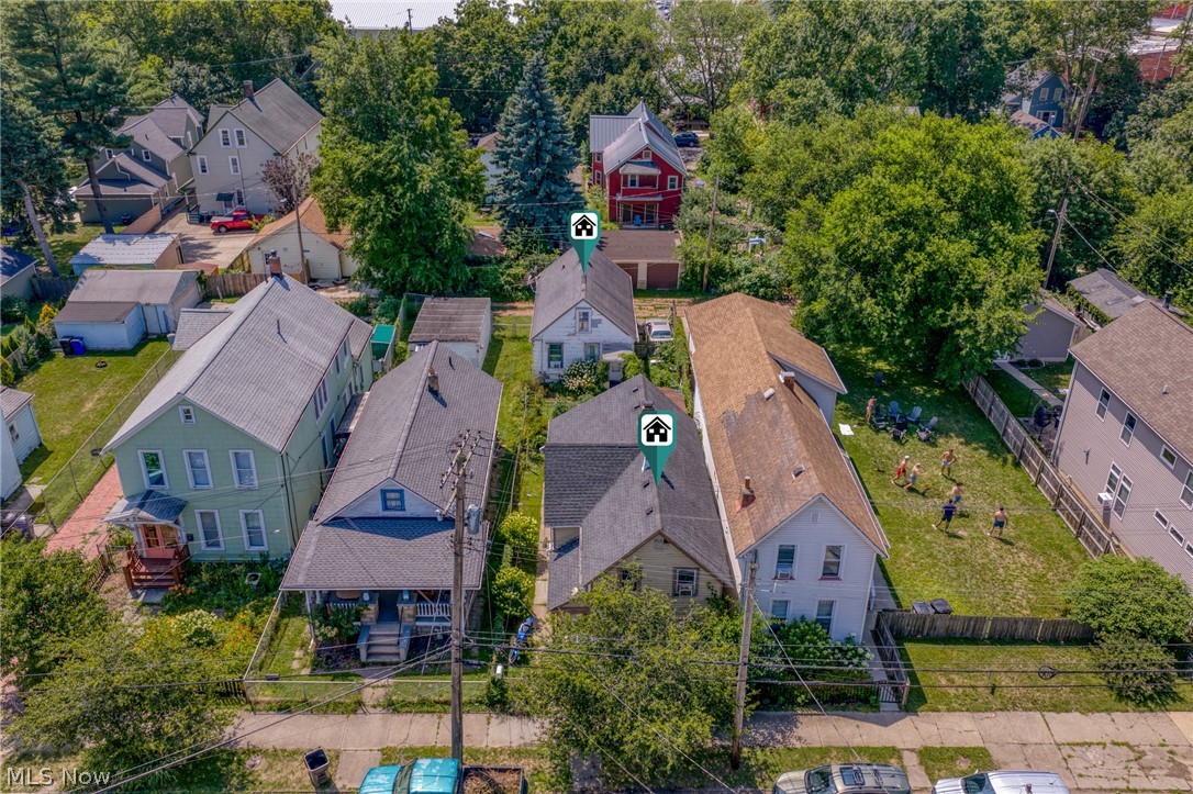 2060 W 44th Street Cleveland OH 44113