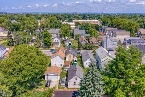 2060 W 44th Street Cleveland OH 44113