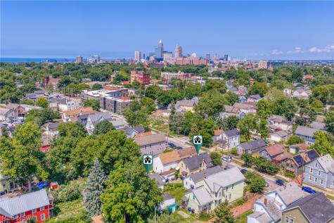 2060 W 44th Street Cleveland OH 44113