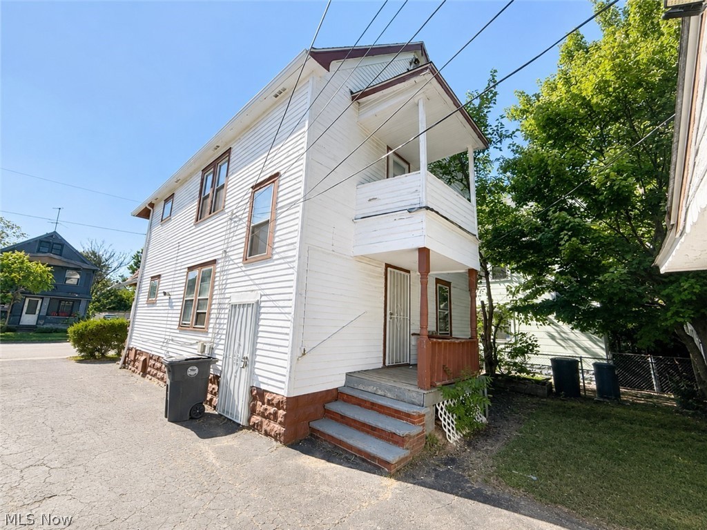 2797 E 122nd Street Cleveland OH 44120