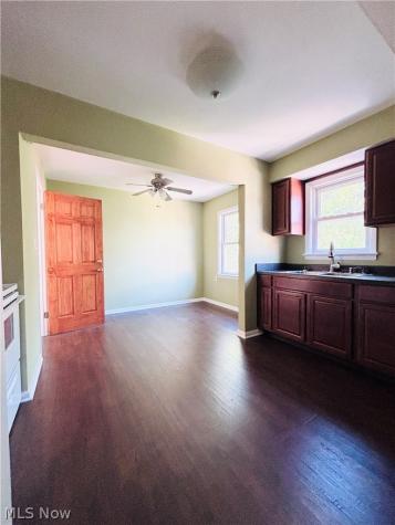 2024 Carabel Avenue Lakewood OH 44107