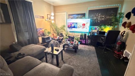 6801 Sebert Avenue Cleveland OH 44105
