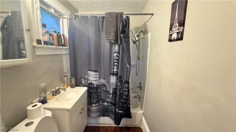 6801 Sebert Avenue Cleveland OH 44105