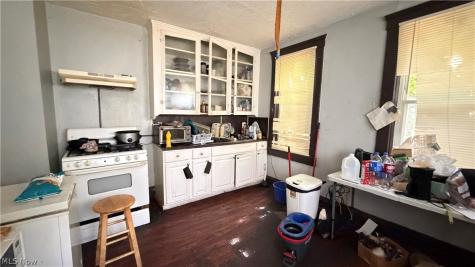 6801 Sebert Avenue Cleveland OH 44105
