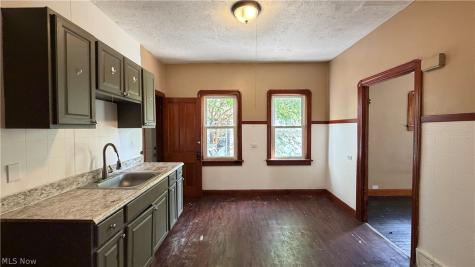 6801 Sebert Avenue Cleveland OH 44105