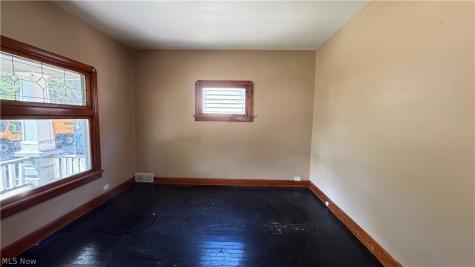 6801 Sebert Avenue Cleveland OH 44105