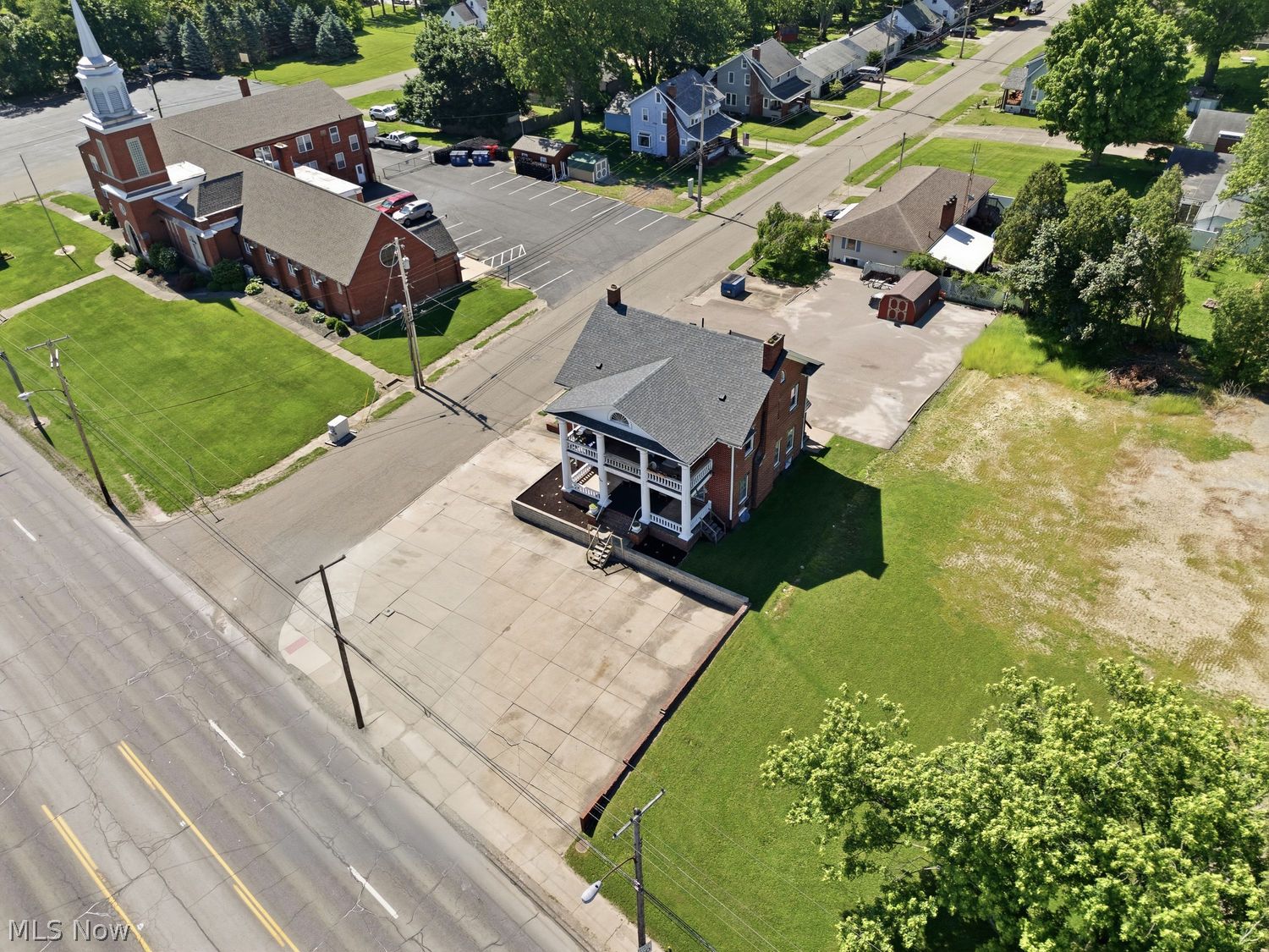 3727 Lincoln Way E Massillon OH 44646