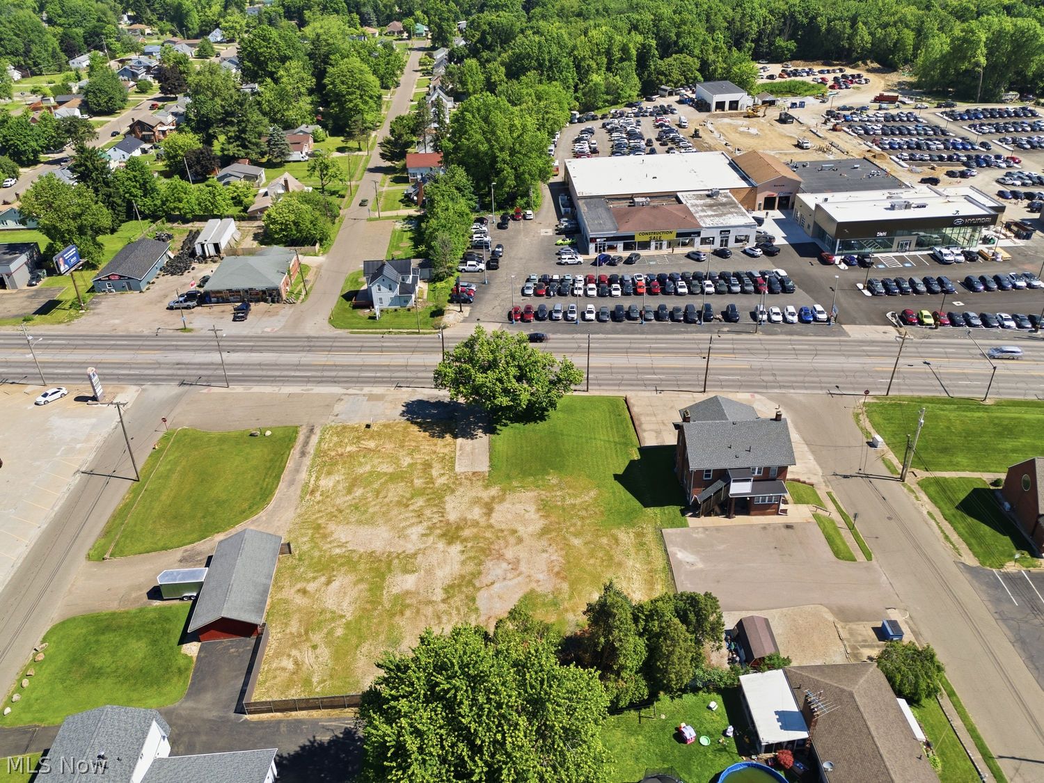 3727 Lincoln Way E Massillon OH 44646