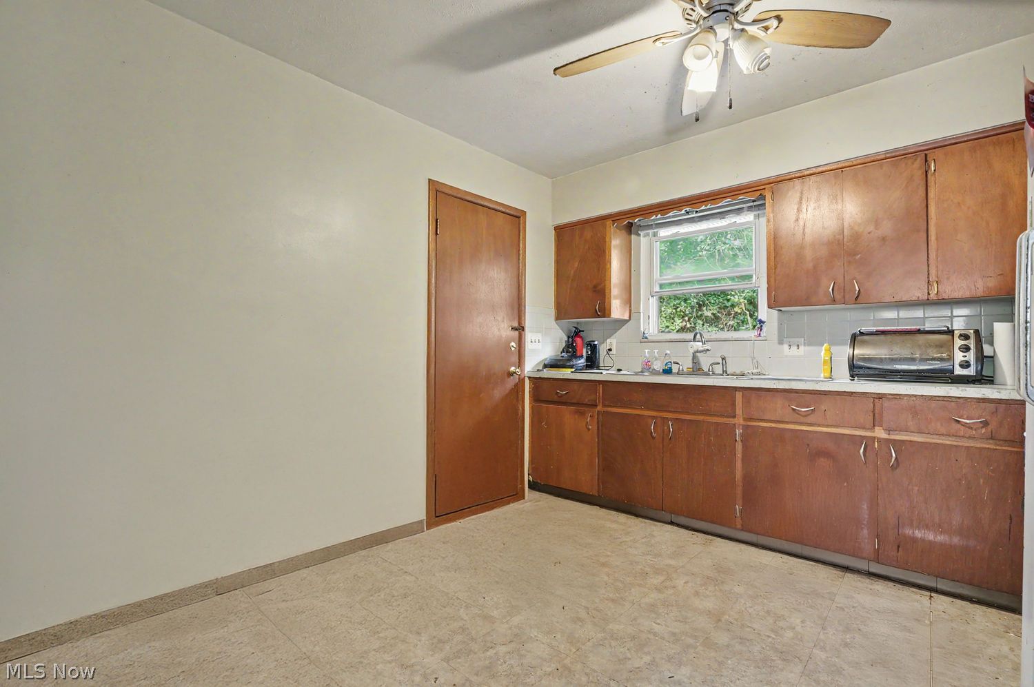 1618 - 1620 Wildon Avenue Akron OH 44306