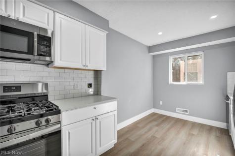 5714 Gerald Avenue Parma OH 44129