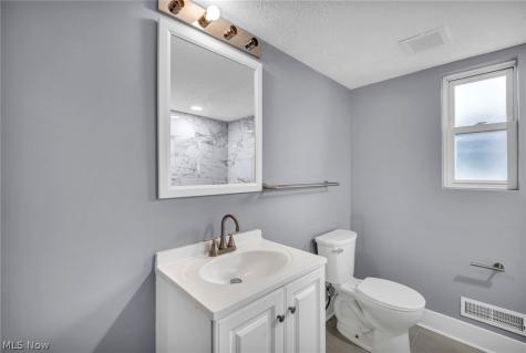 5714 Gerald Avenue Parma OH 44129