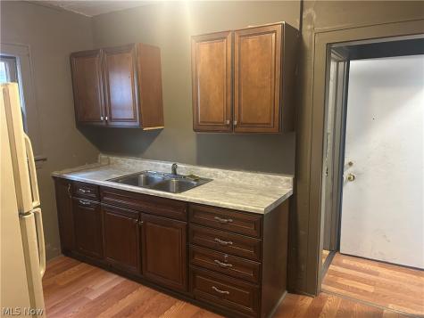 228 Cole Avenue Akron OH 44301