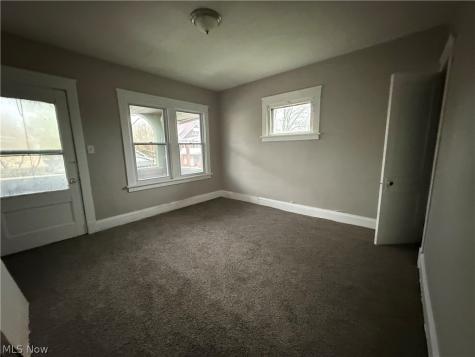 15517 Kipling Avenue Cleveland OH 44110