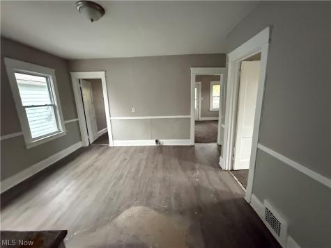15517 Kipling Avenue Cleveland OH 44110
