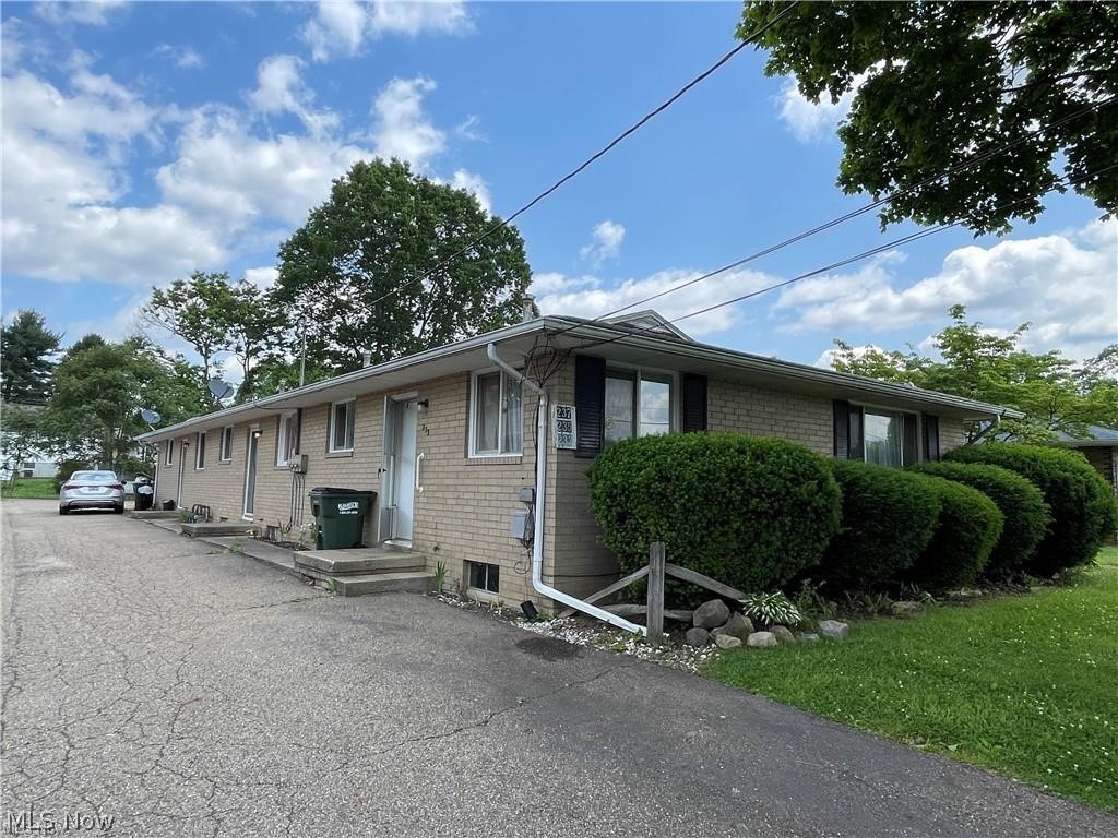 233-237 Kennedy Street Louisville OH 44641