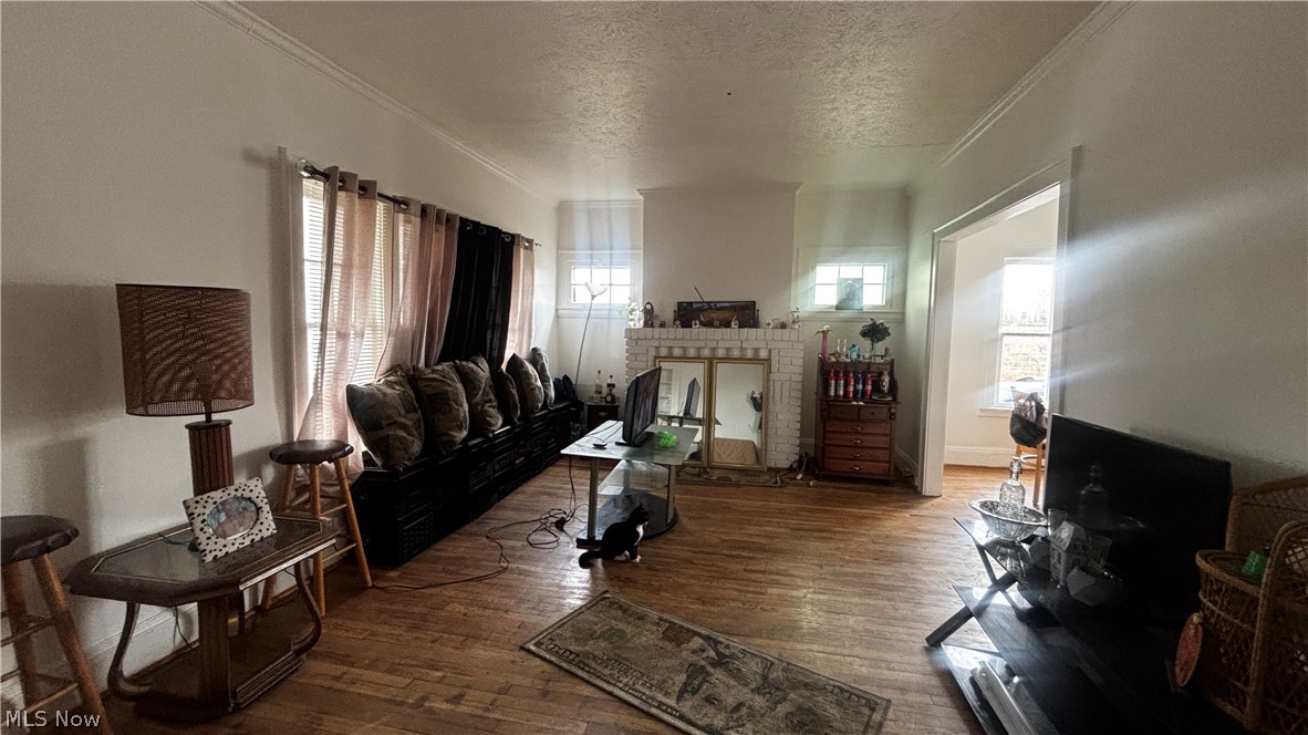 1723 Noble Road East Cleveland OH 44112