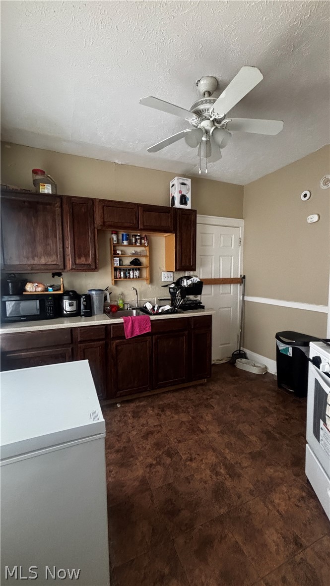 1723 Noble Road East Cleveland OH 44112