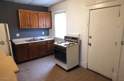 1113 W 9th Street Lorain OH 44052