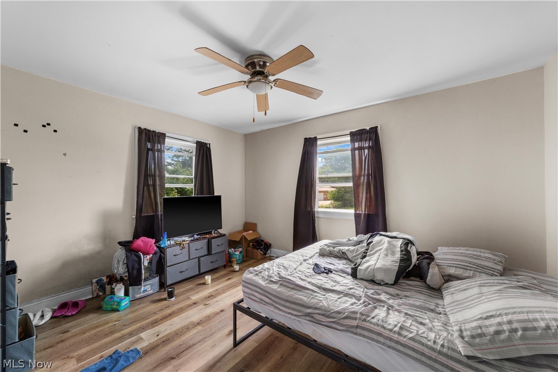 3113 Ashwood Cleveland OH 44120