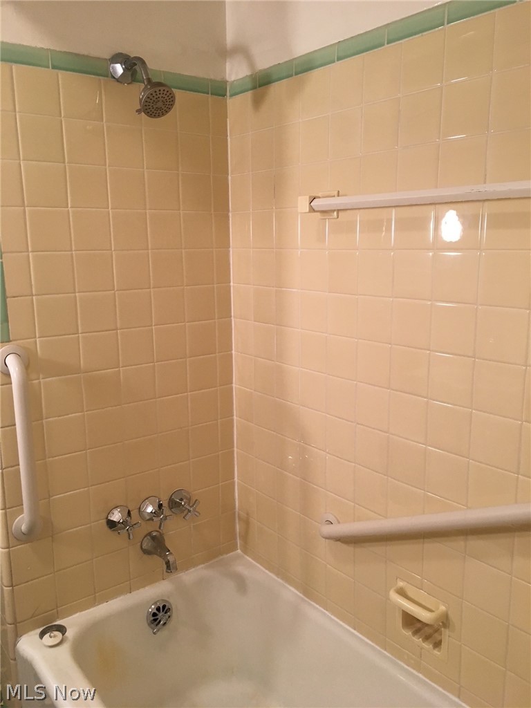 3452 Lynnfield Road Shaker Heights OH 44122