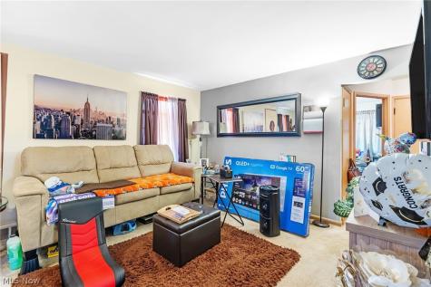 412 E 200th Street Euclid OH 44119
