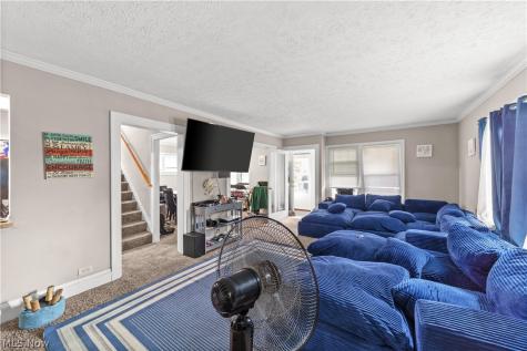 13116 Cedar Road Cleveland Heights OH 44118