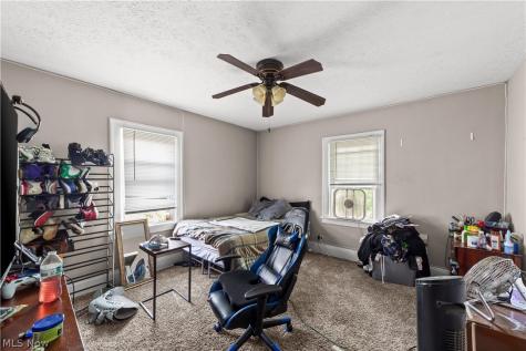 13116 Cedar Road Cleveland Heights OH 44118