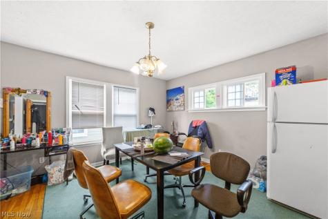 13116 Cedar Road Cleveland Heights OH 44118
