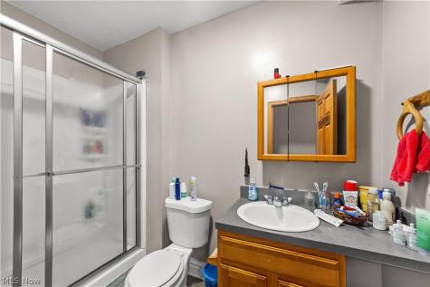 13116 Cedar Road Cleveland Heights OH 44118