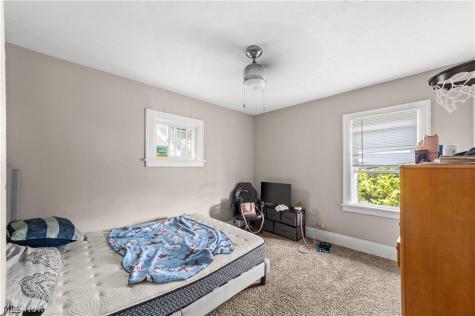 13116 Cedar Road Cleveland Heights OH 44118