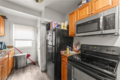 13116 Cedar Road Cleveland Heights OH 44118