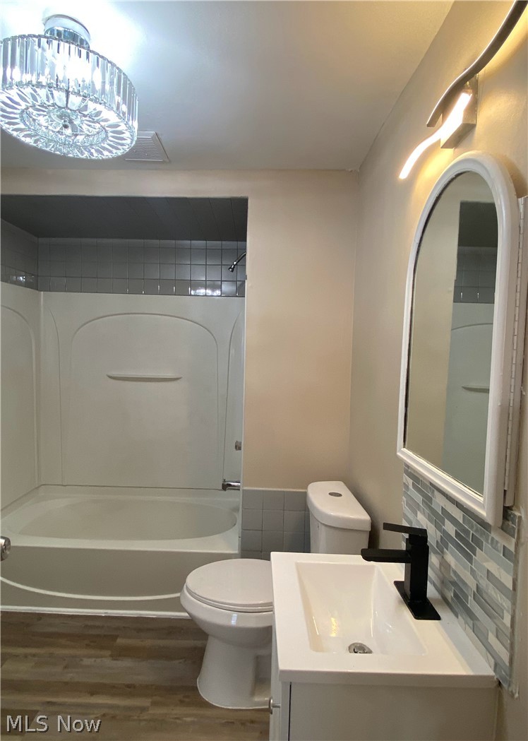 3397 W 97th Street Cleveland OH 44102