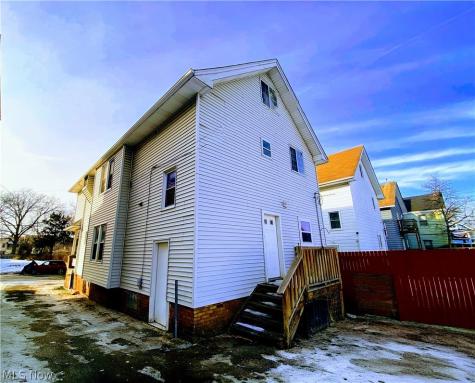 3397 W 97th Street Cleveland OH 44102