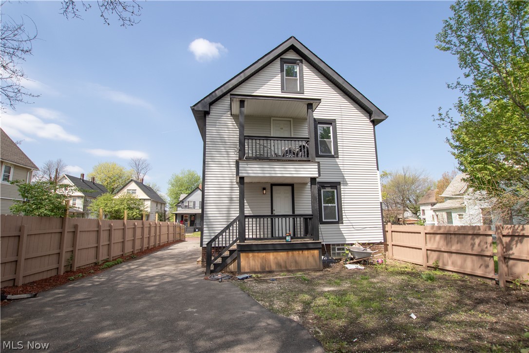 2983 E 59th Street Cleveland OH 44127