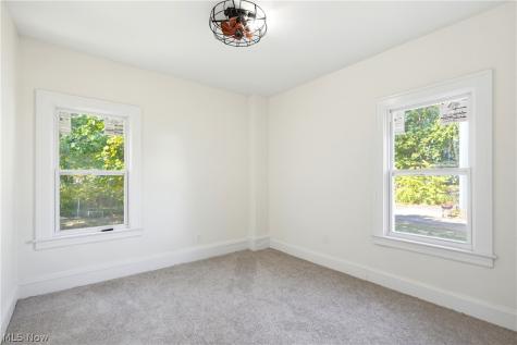 684 E 91st Street Cleveland OH 44108