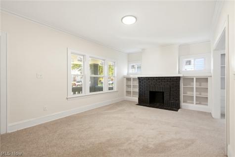 684 E 91st Street Cleveland OH 44108